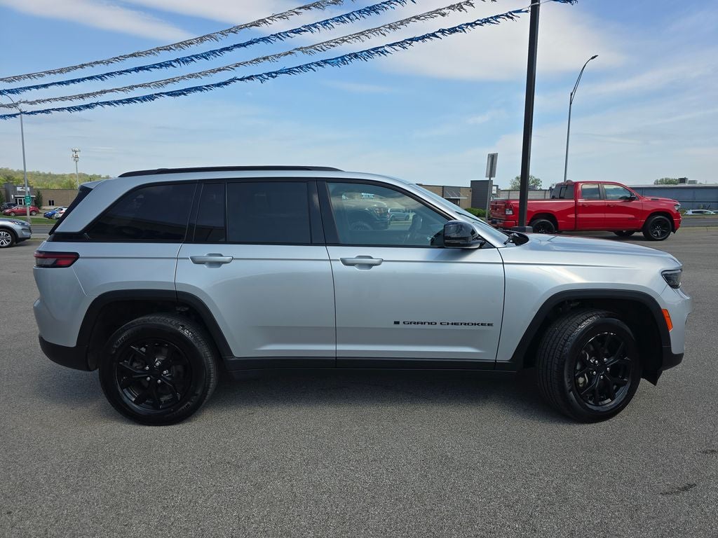 2025 Jeep Grand Cherokee Altitude