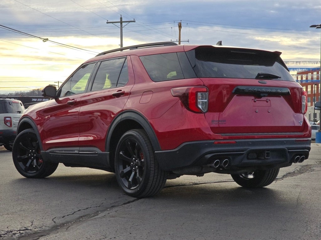 2021 Ford Explorer ST