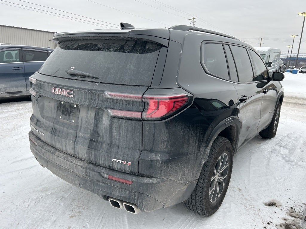 2024 GMC Acadia AT4