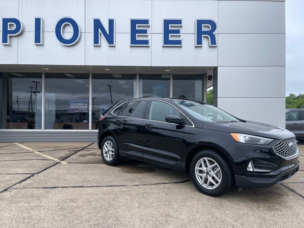 2023 Ford Edge