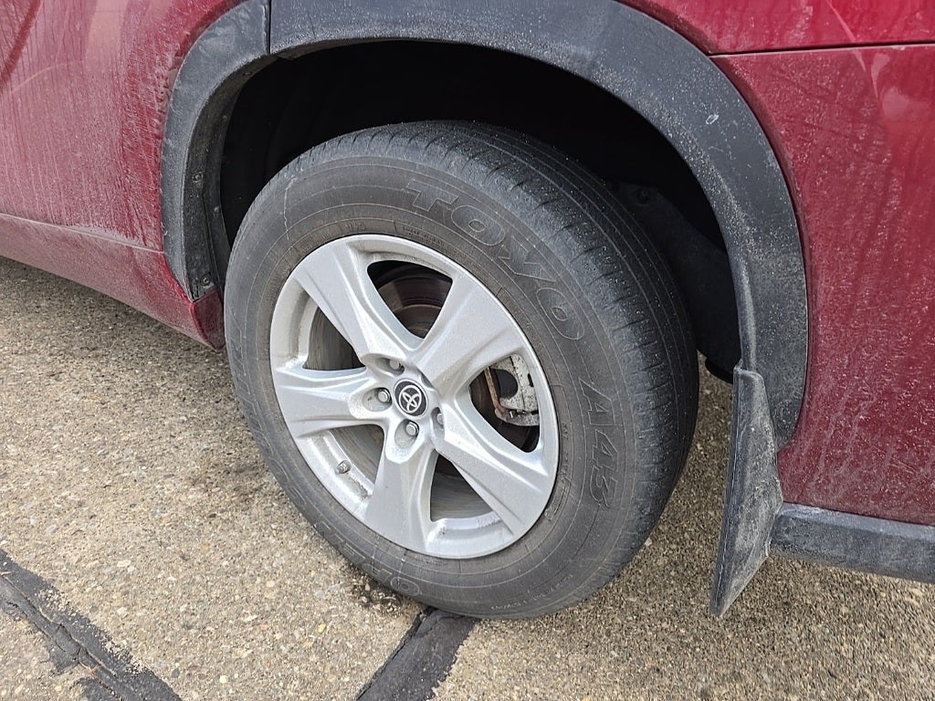 2023 Toyota Highlander Hybrid LE