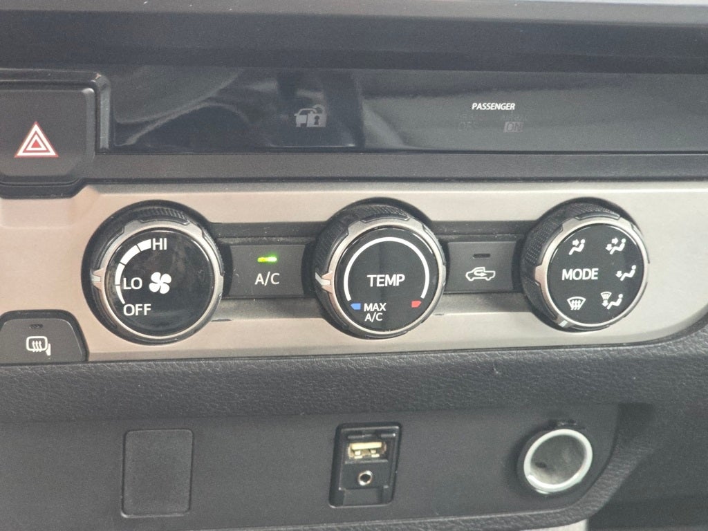 2017 Toyota Tacoma SR