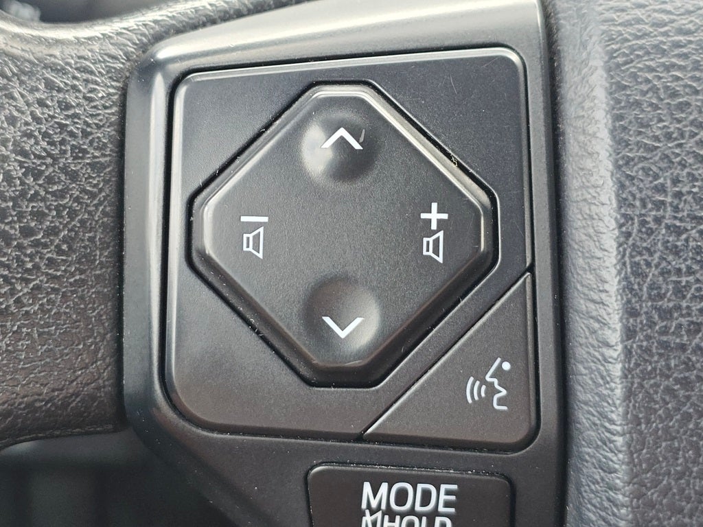 2017 Toyota Tacoma SR