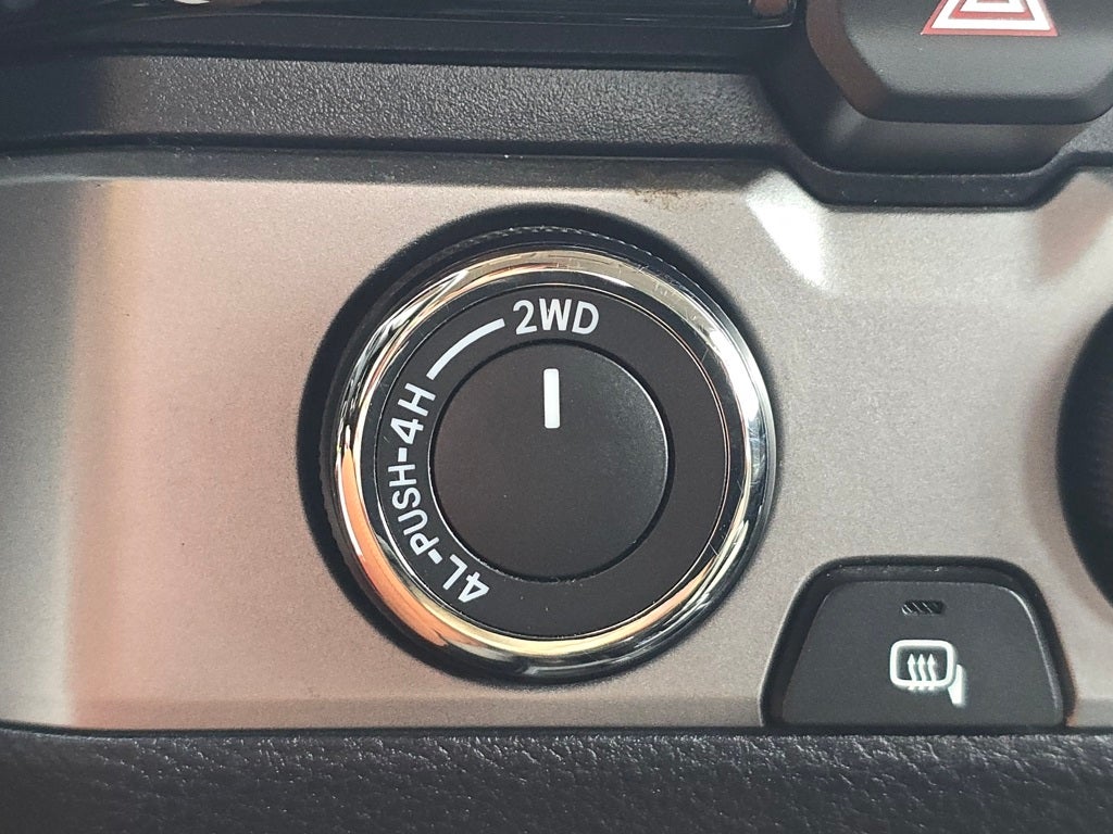 2017 Toyota Tacoma SR