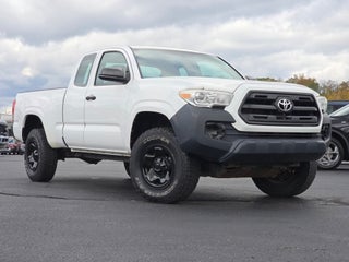 2017 Toyota Tacoma SR