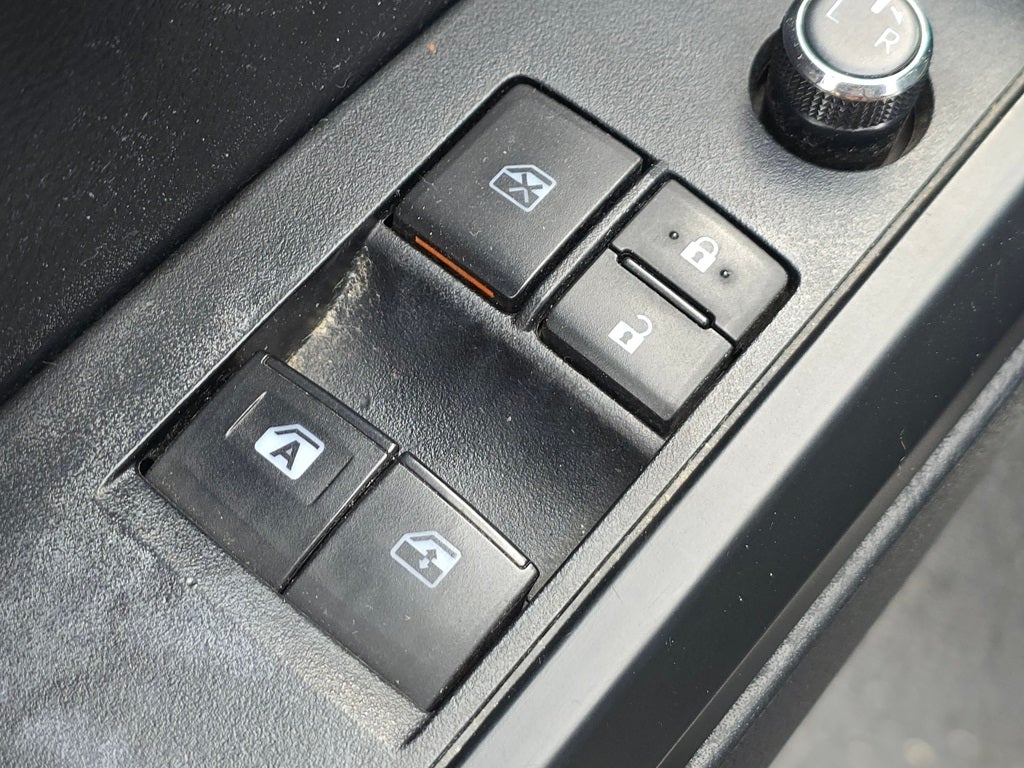 2017 Toyota Tacoma SR