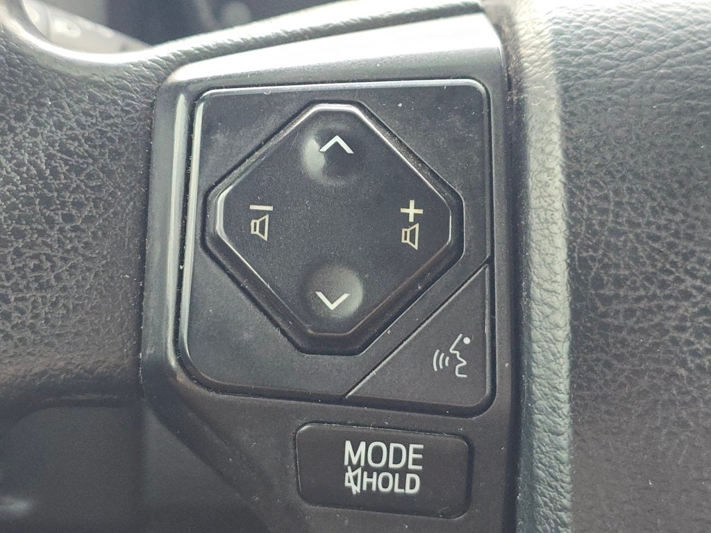 2017 Toyota Tacoma SR