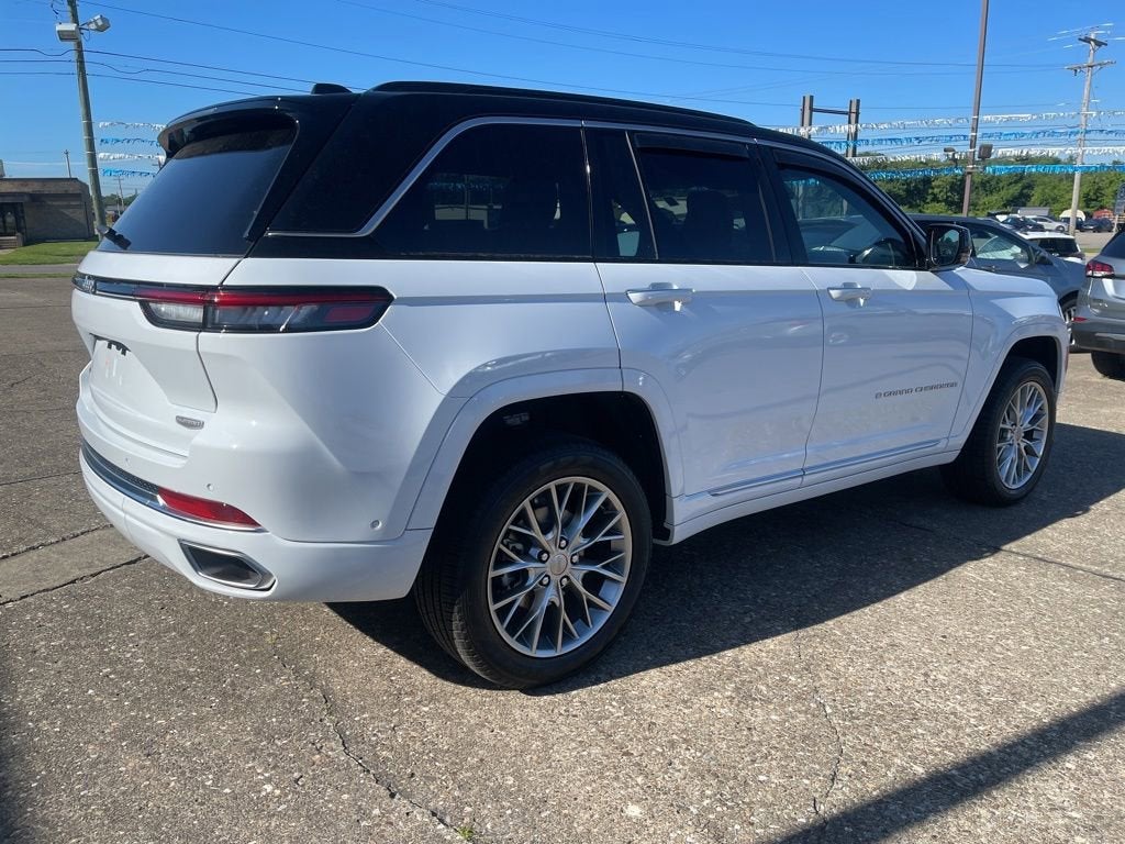 2025 Jeep Grand Cherokee Summit