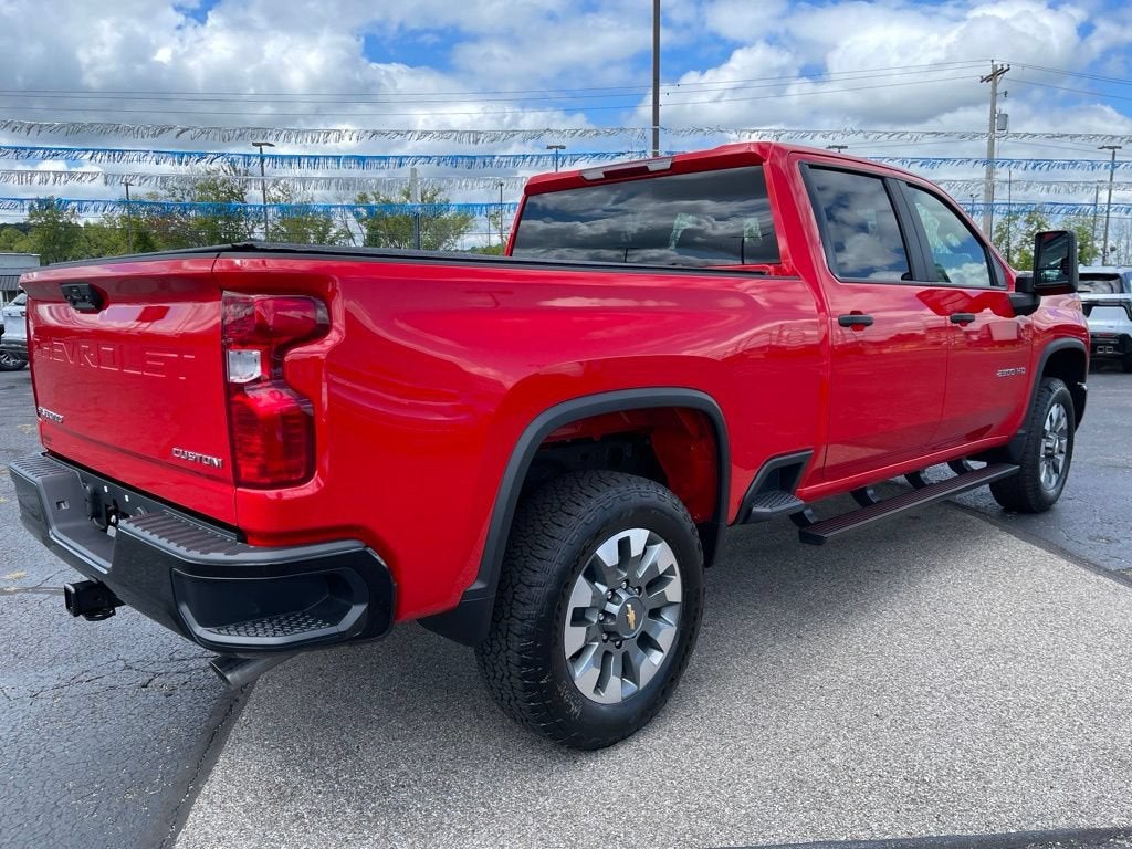 2026 Chevrolet Silverado 2500 HD Custom - Photo 5