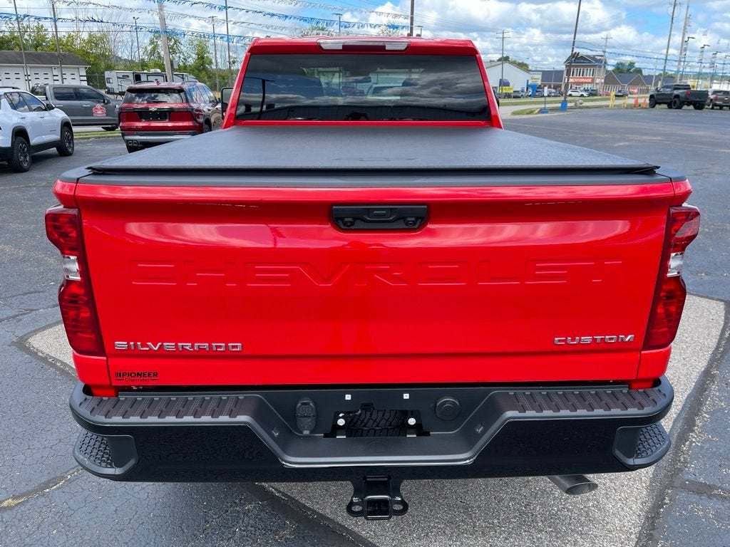 2026 Chevrolet Silverado 2500 HD Custom - Photo 6