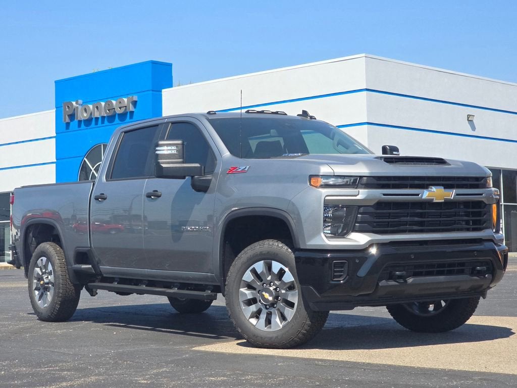 2026 Chevrolet Silverado 2500 HD Custom