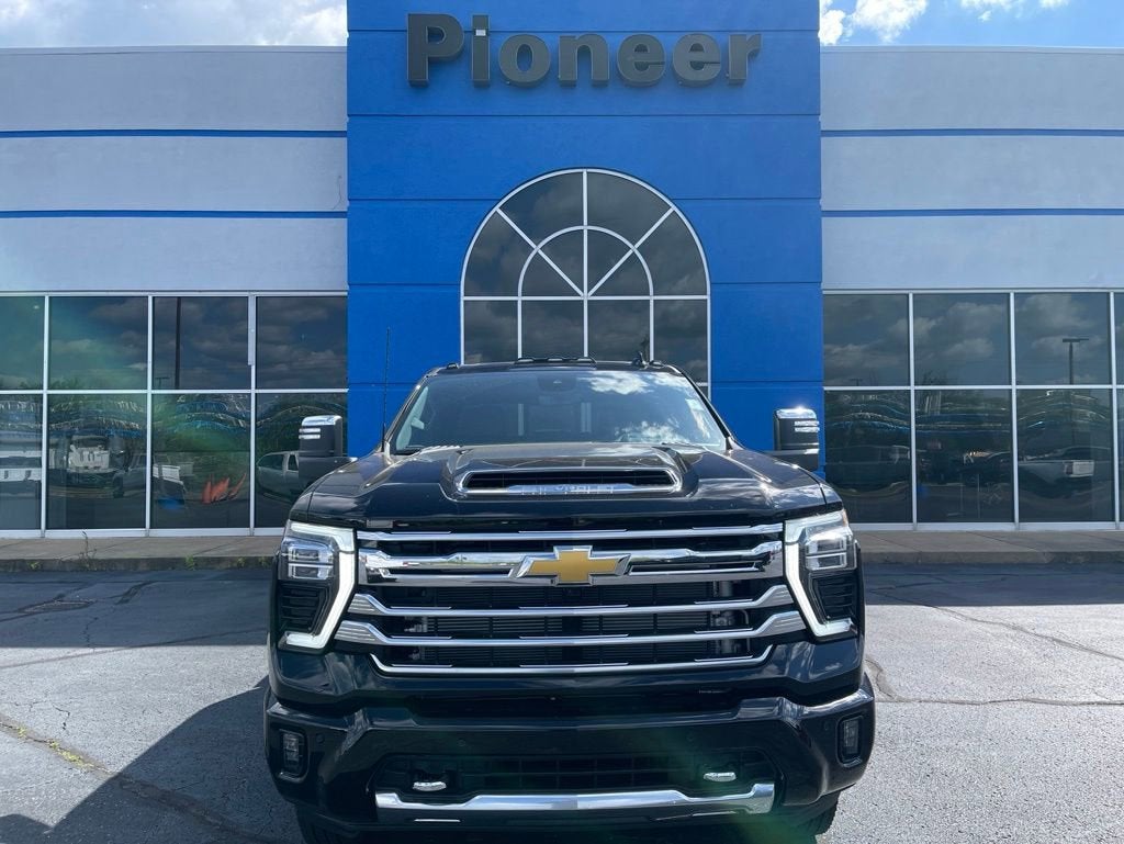 2026 Chevrolet Silverado 3500 HD High Country DRW