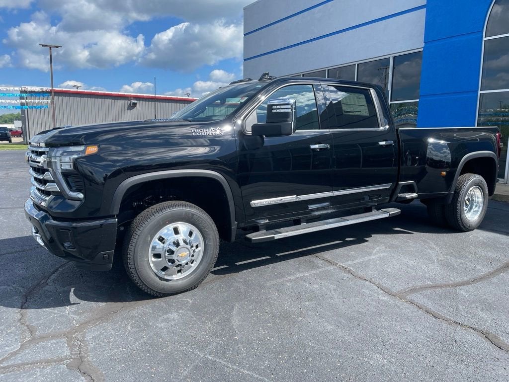2026 Chevrolet Silverado 3500 HD High Country DRW