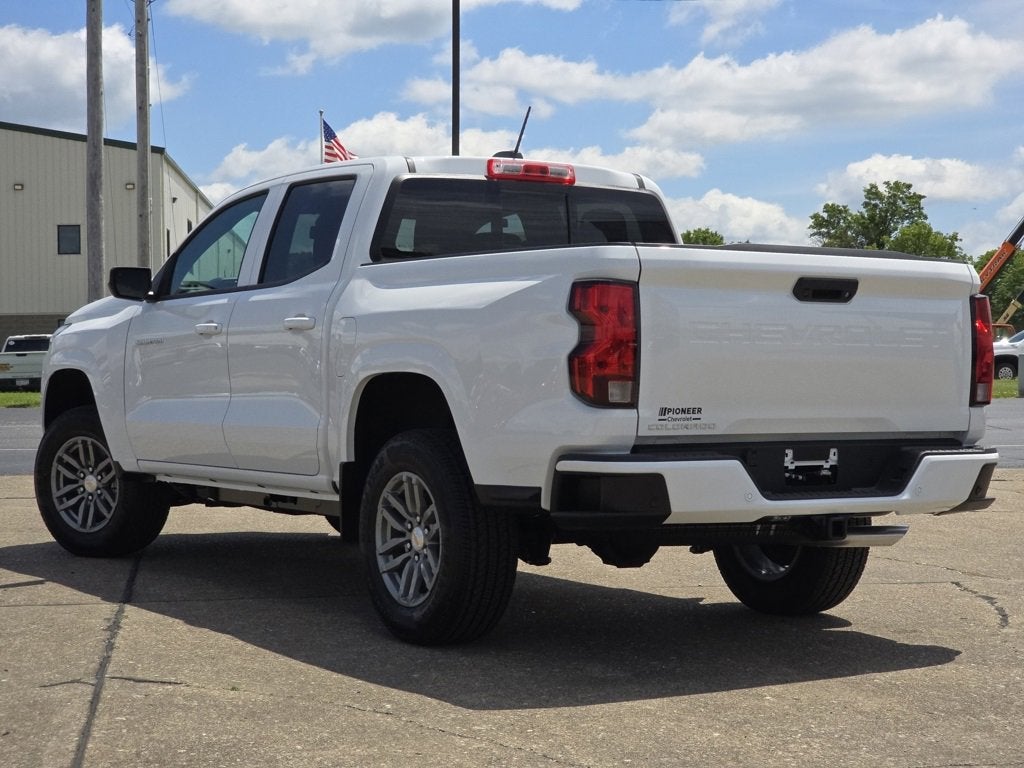 2025 Chevrolet Colorado WT/LT