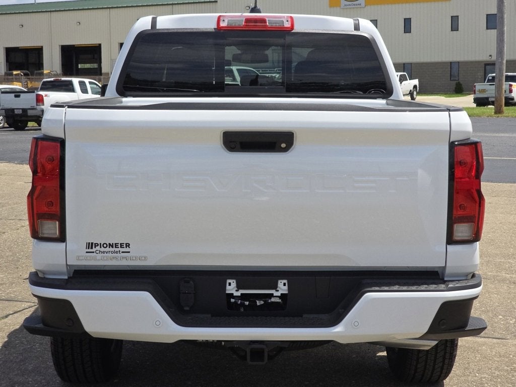 2025 Chevrolet Colorado WT/LT