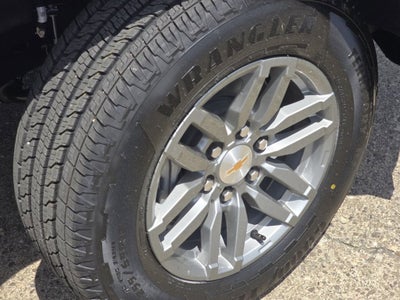 2025 Chevrolet Colorado WT/LT