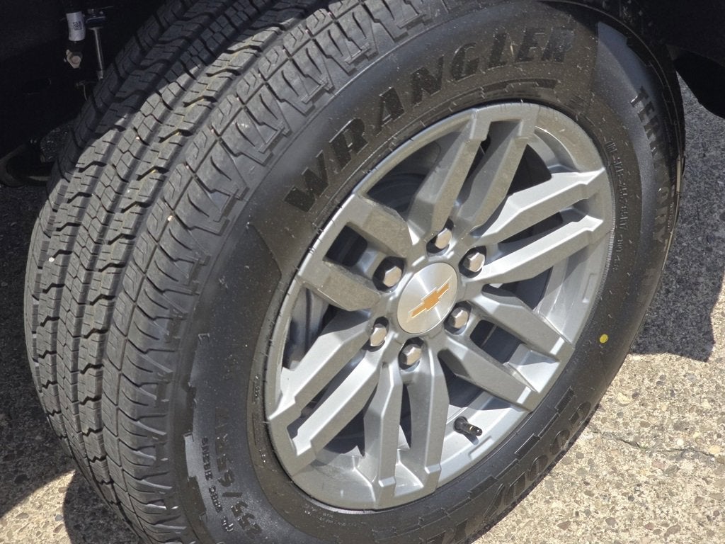 2025 Chevrolet Colorado WT/LT