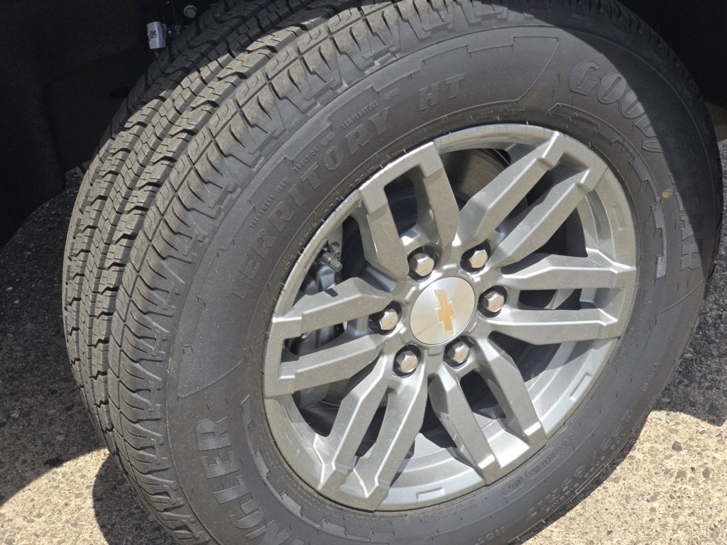 2025 Chevrolet Colorado WT/LT