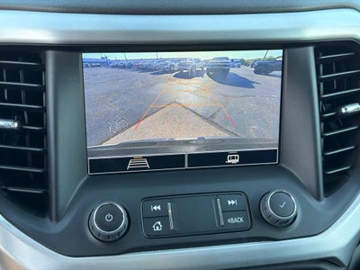 2022 GMC Acadia SLE