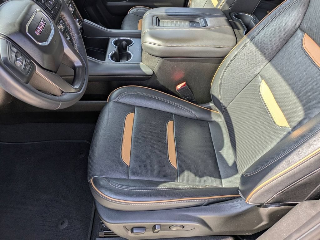 2022 GMC Yukon AT4
