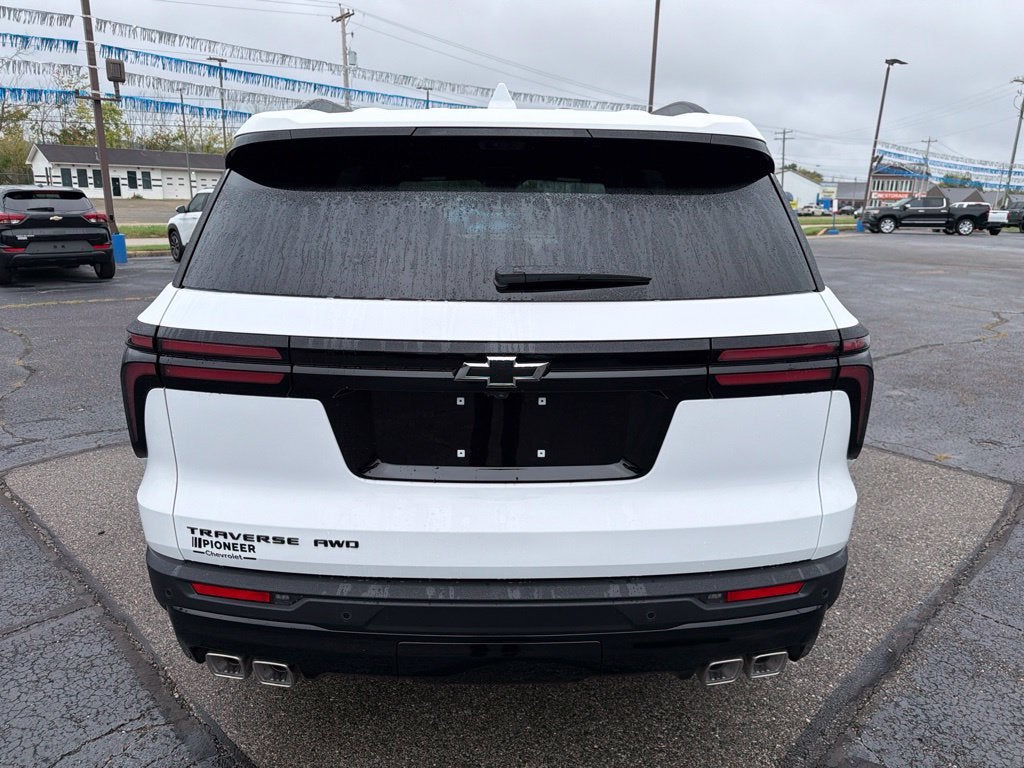 2027 Chevrolet Traverse LT