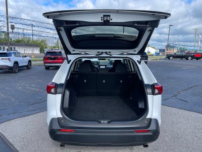 2021 Toyota RAV4 LE