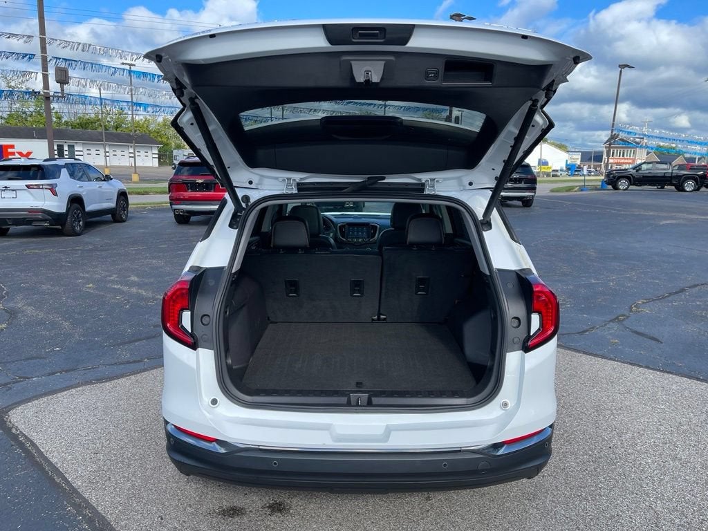 2023 GMC Terrain AT4