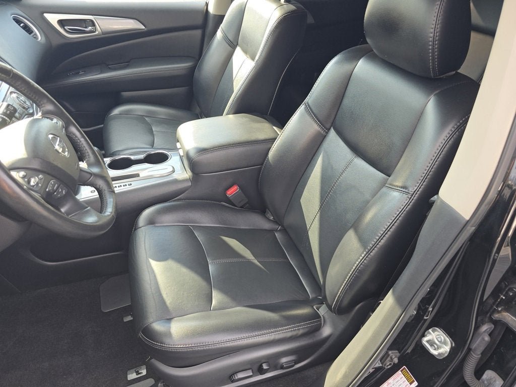 2020 Nissan Pathfinder SL