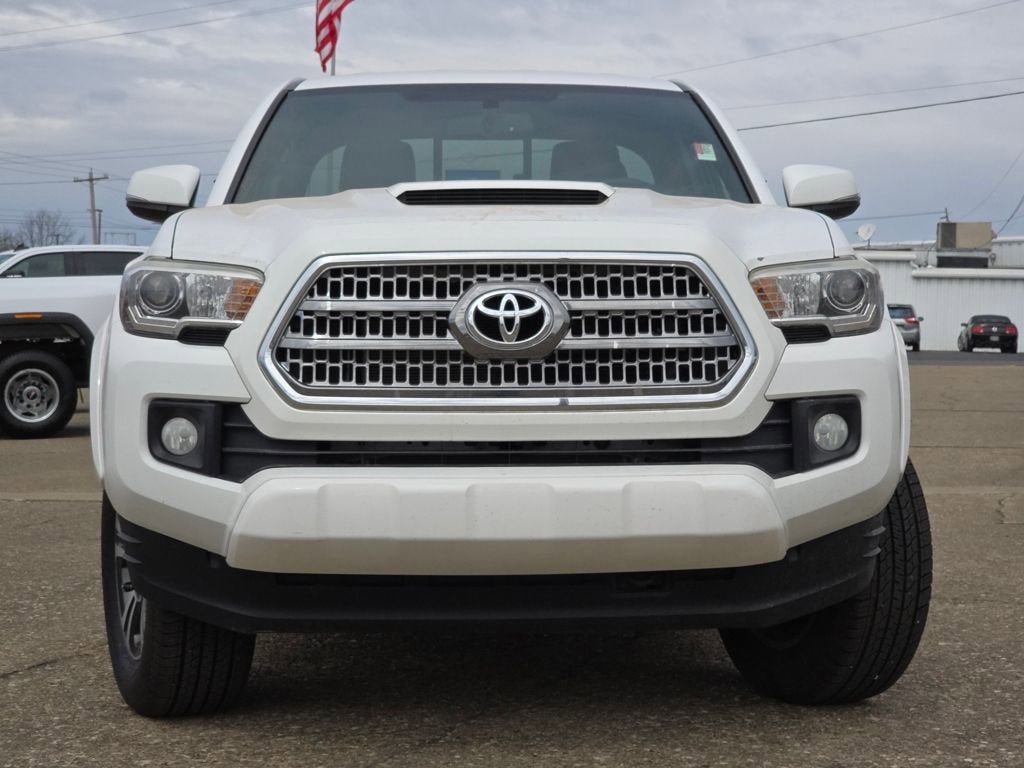2017 Toyota Tacoma SR5