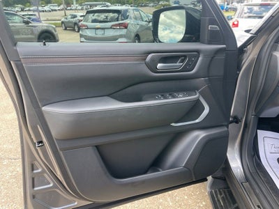 2025 Nissan Armada Platinum