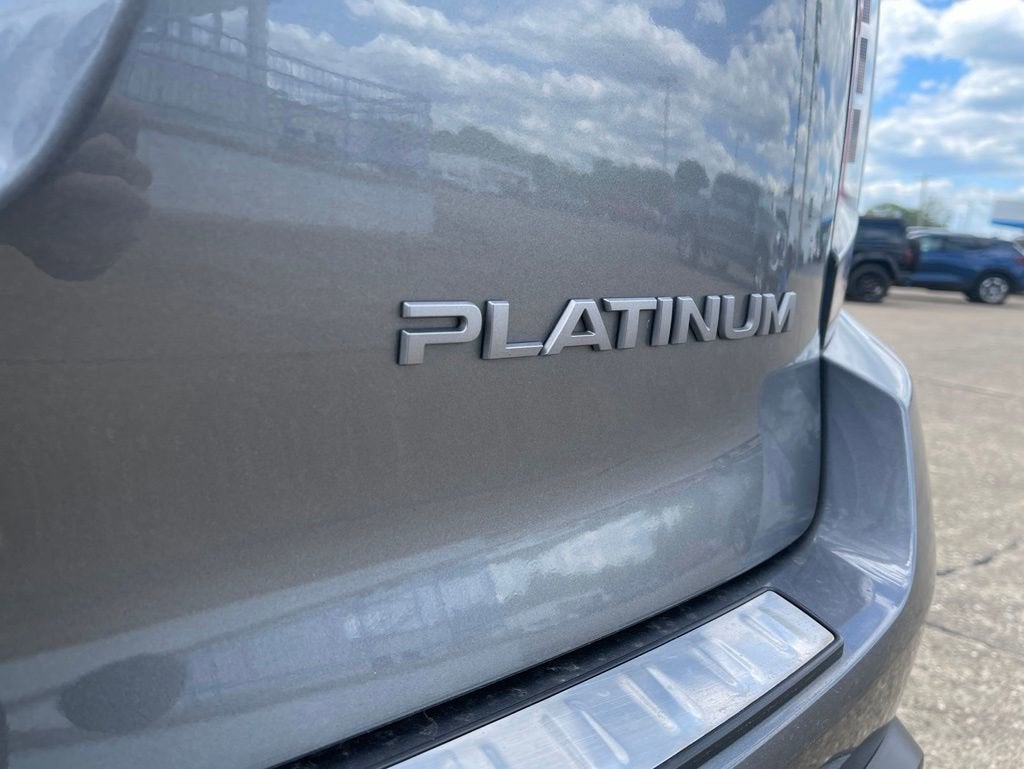 2025 Nissan Armada Platinum