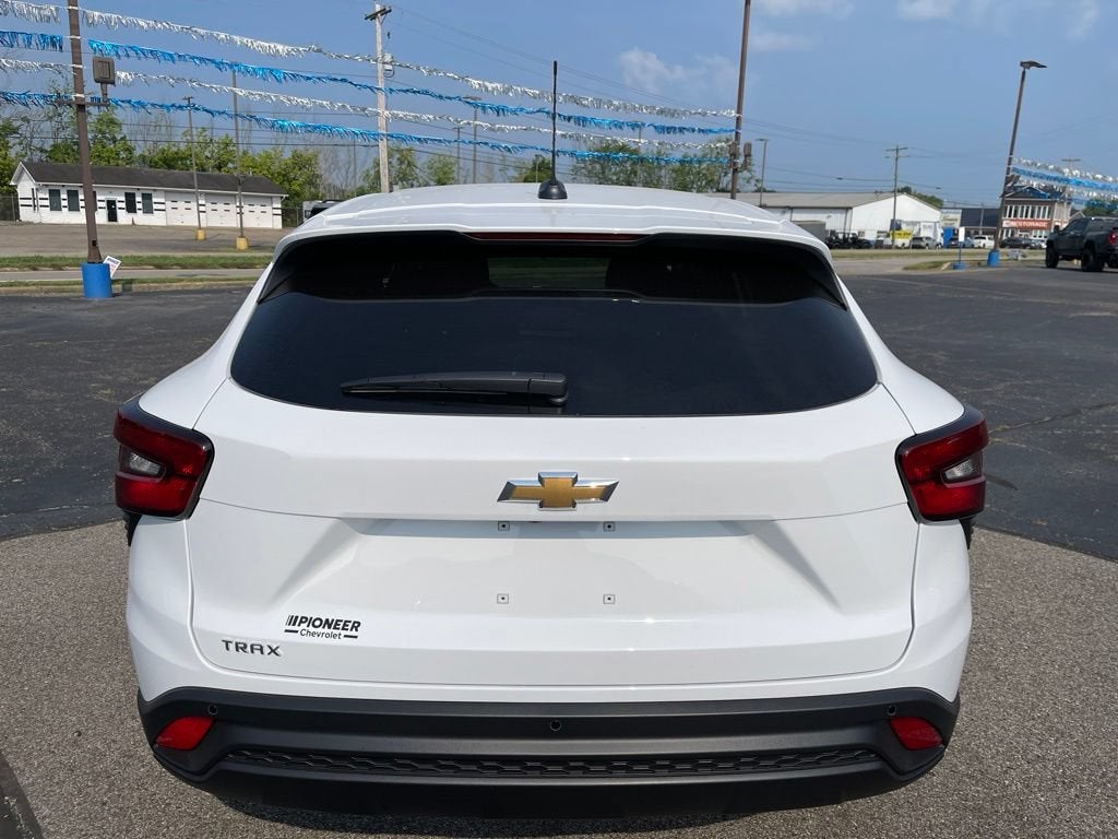 2026 Chevrolet Trax LS