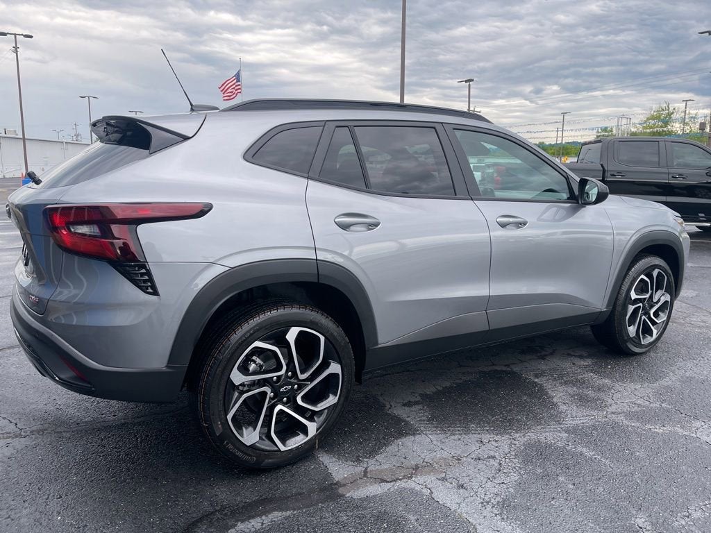 2026 Chevrolet Trax RS - Photo 5