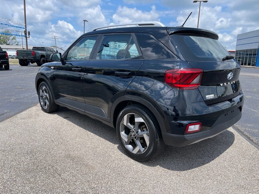 2024 Hyundai Venue SEL