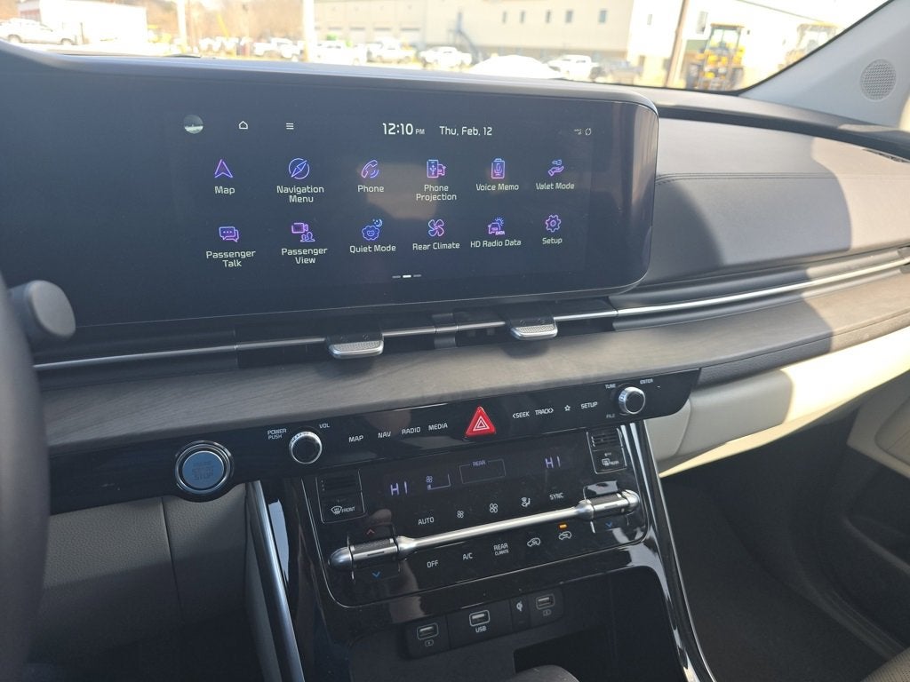 2024 Kia Carnival SX