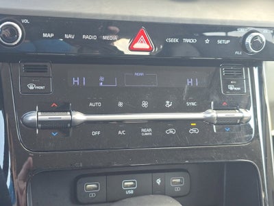 2024 Kia Carnival SX