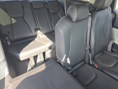 2024 Kia Carnival SX