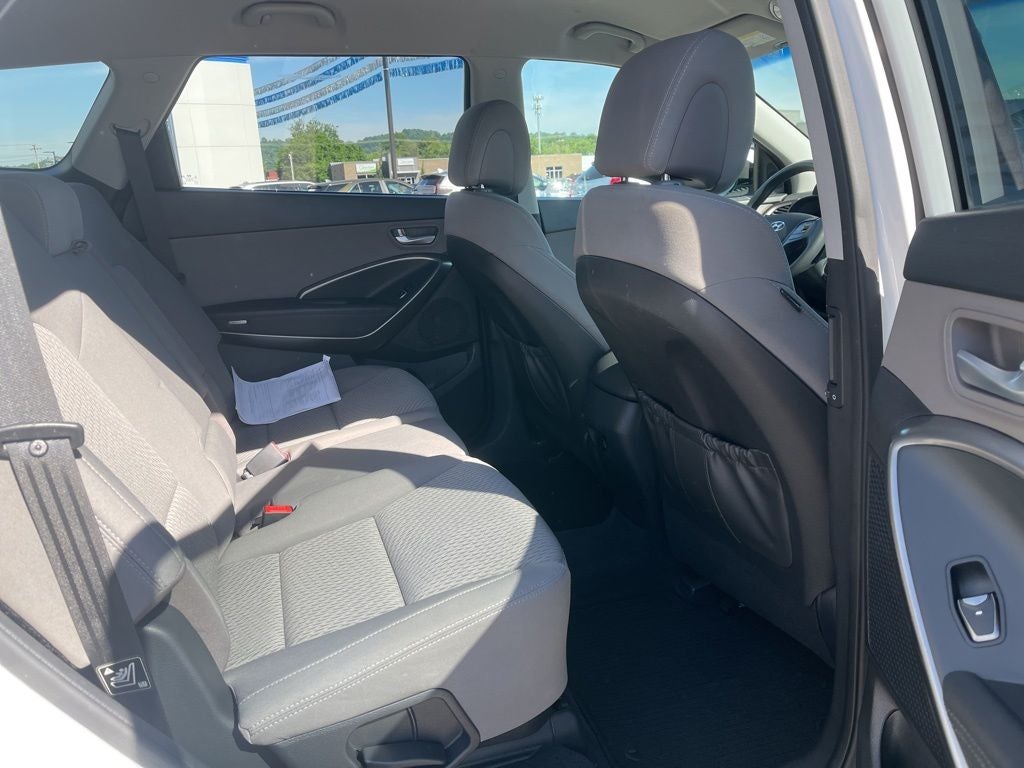 2018 Hyundai Santa Fe SE