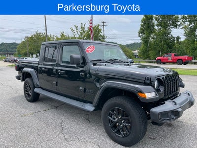 2022 Jeep Gladiator Sport