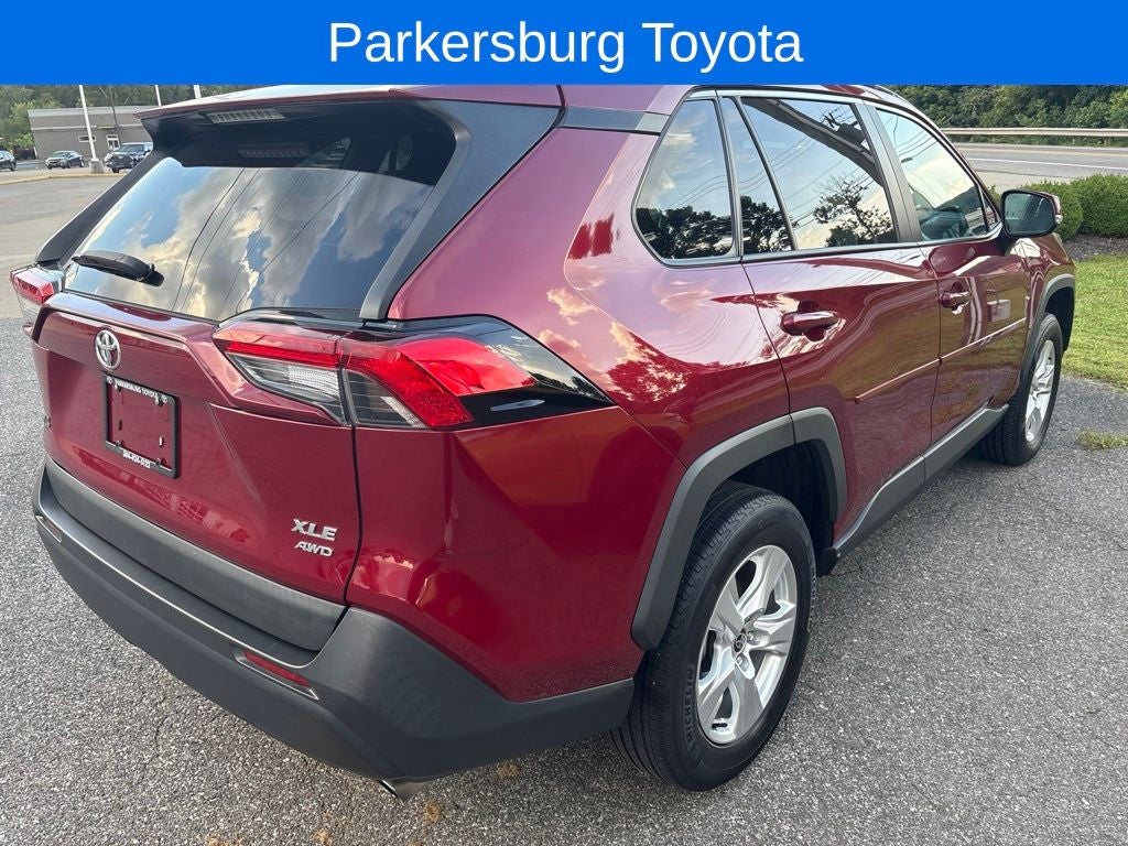 2021 Toyota RAV4 XLE