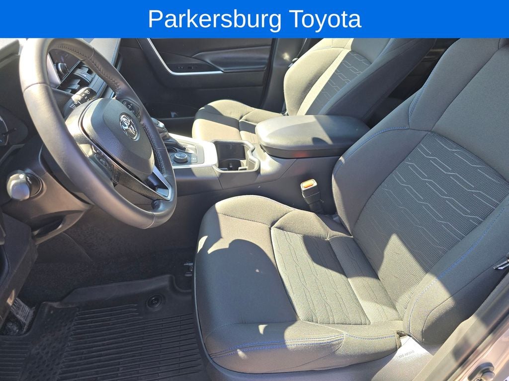 2024 Toyota RAV4 Hybrid SE