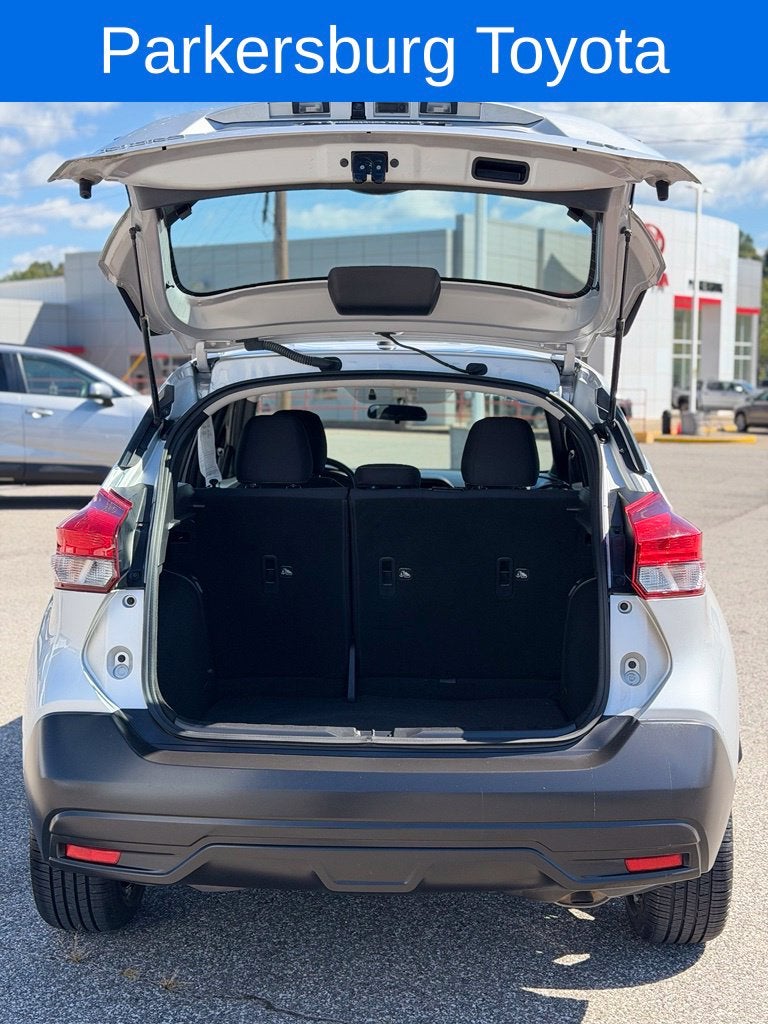 2019 Nissan Kicks SV
