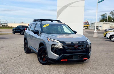 2025 Nissan Rogue Rock Creek