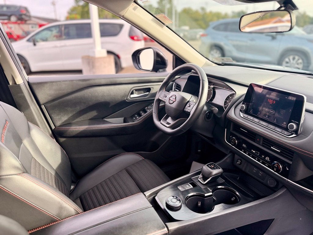 2025 Nissan Rogue Rock Creek