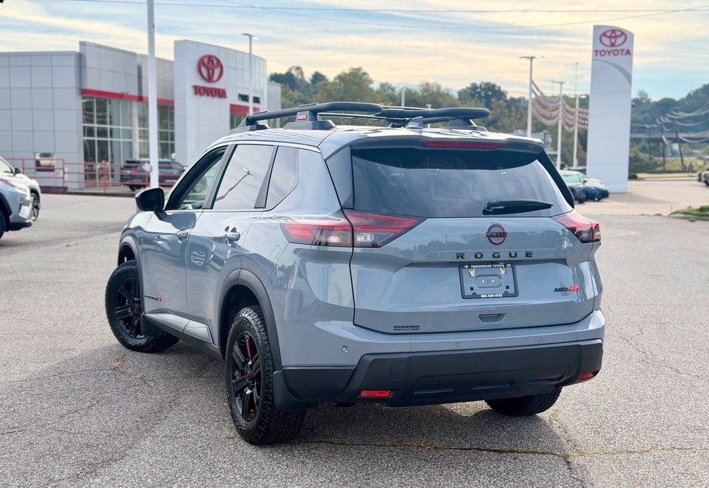 2025 Nissan Rogue Rock Creek