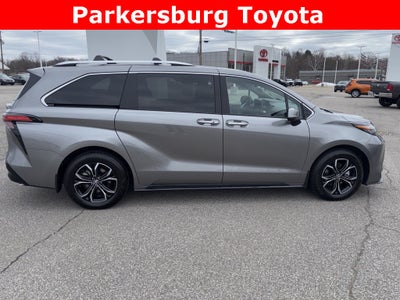 2026 Toyota Sienna Platinum 7 Passenger