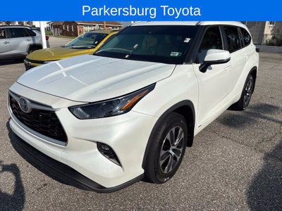 2023 Toyota Highlander Hybrid XLE