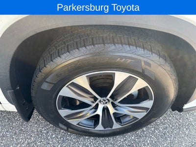 2023 Toyota Highlander Hybrid XLE
