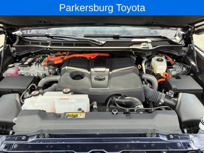 2025 Toyota Tundra Hybrid Platinum