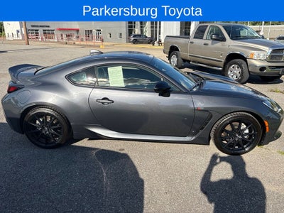 2025 Toyota GR86 Premium